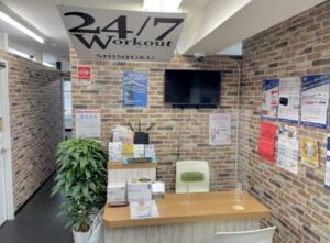 24/7Workout新宿西口店受付